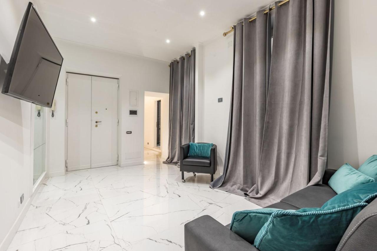 Trevi Luxury Apartment Jacuzzi ローマ エクステリア 写真