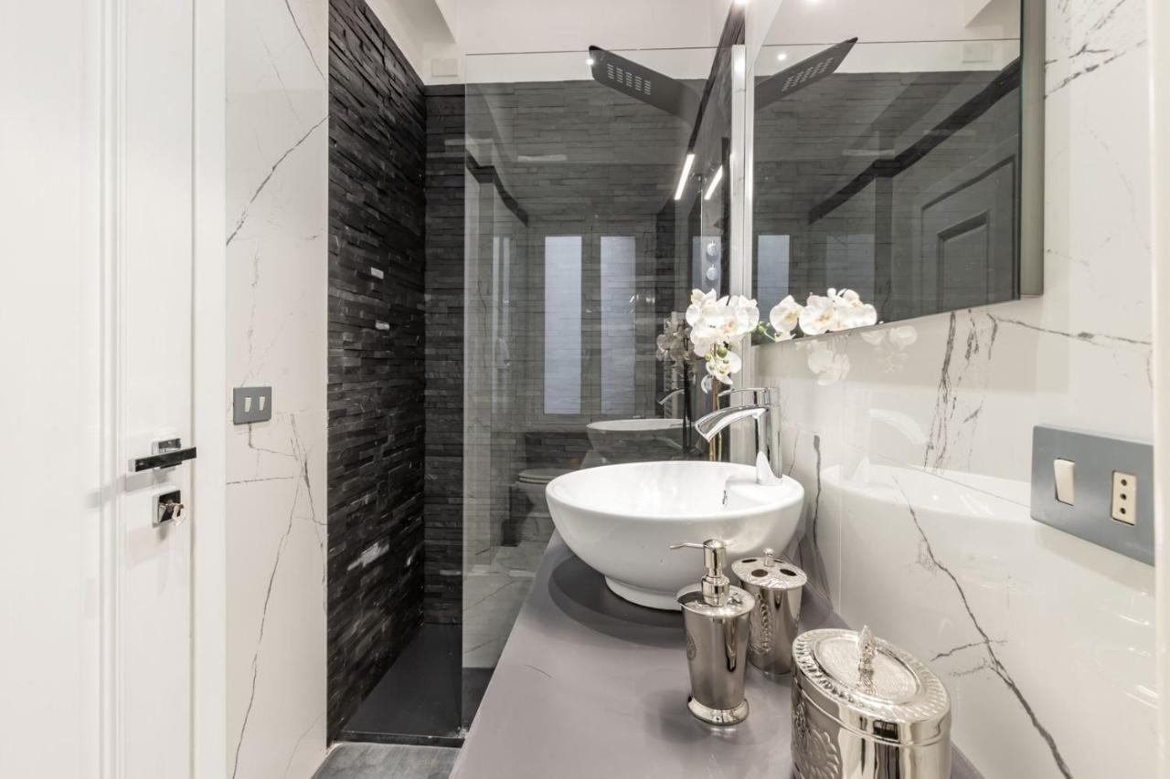Trevi Luxury Apartment Jacuzzi ローマ エクステリア 写真